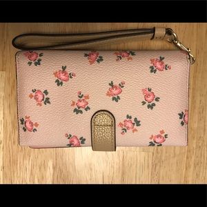 Wristlet
